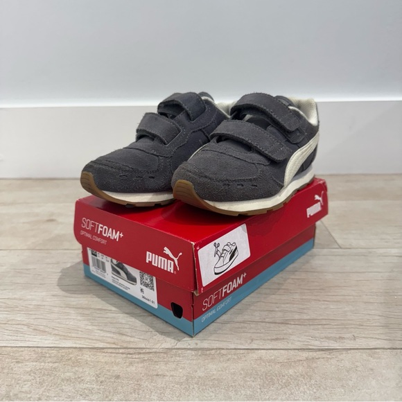 Puma Vista Toddler Grey & white Sneakers Size 12C - Picture 1 of 11